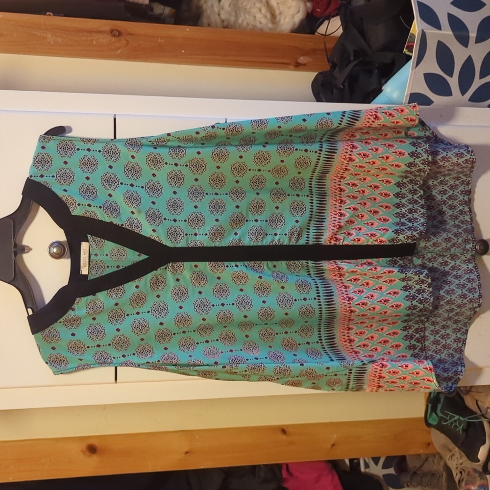 Mint And Coral Patterned Split Neck Tank - image 2